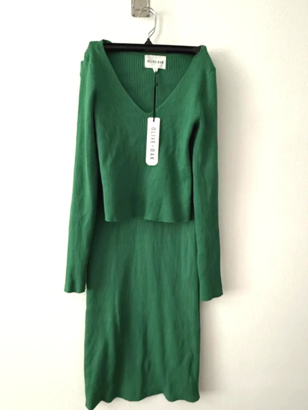 Olive + Oak 2-Piece Ribbed Knit Skirt Set Emerald Green Size S NWT